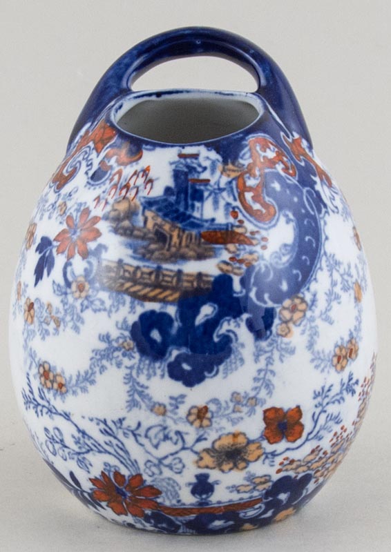 Vase c1900